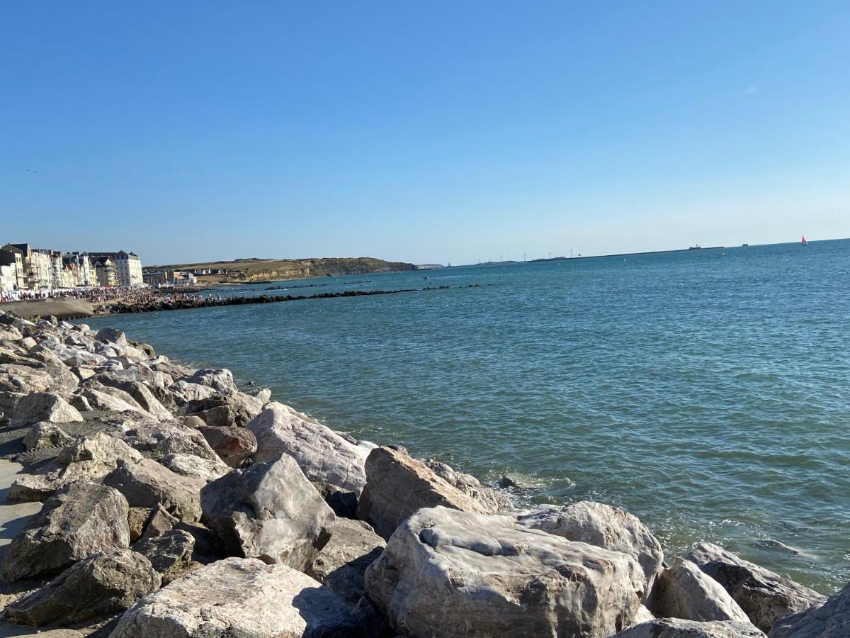 LE BON ENDROIT en bord de mer, confort vue mer et wifi Wimereux Eksteriør billede